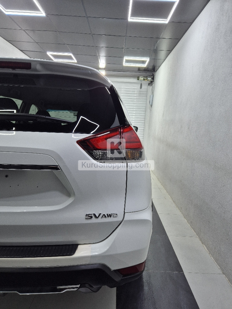 Nissan ڕۆج 2017