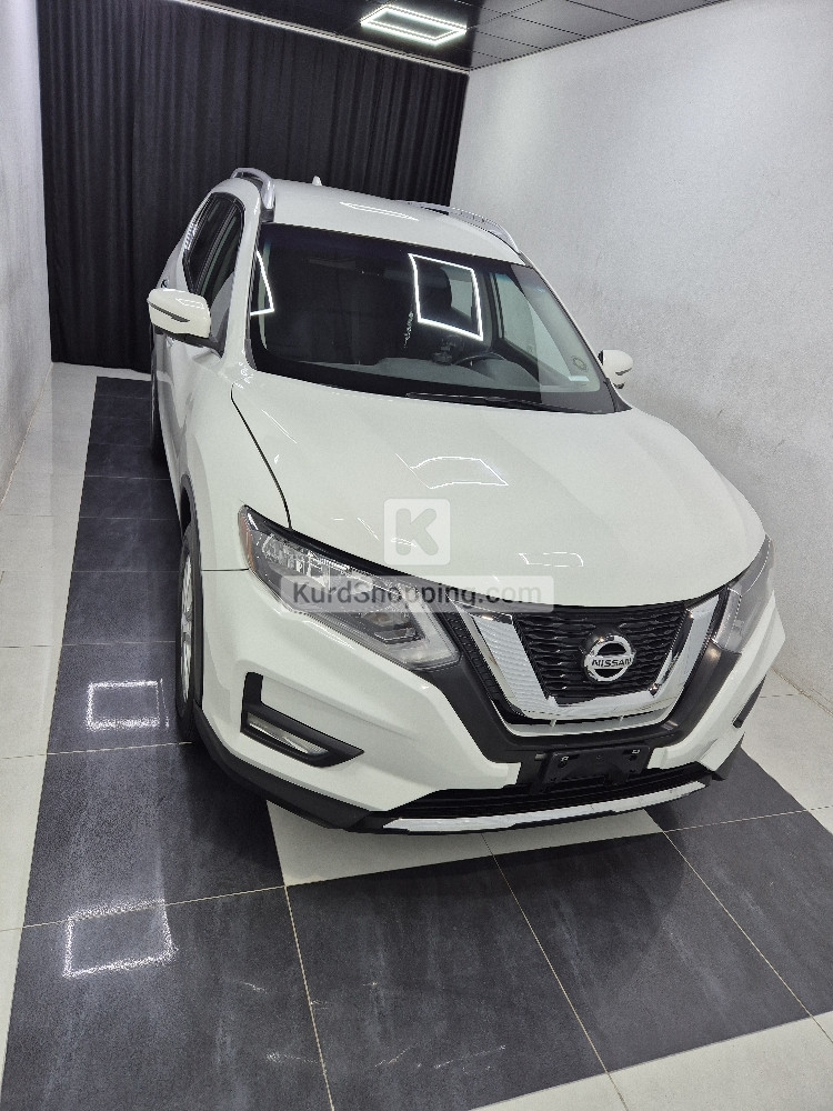 Nissan ڕۆج 2017