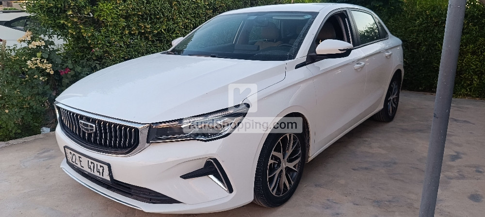Geely Emgrand 2024