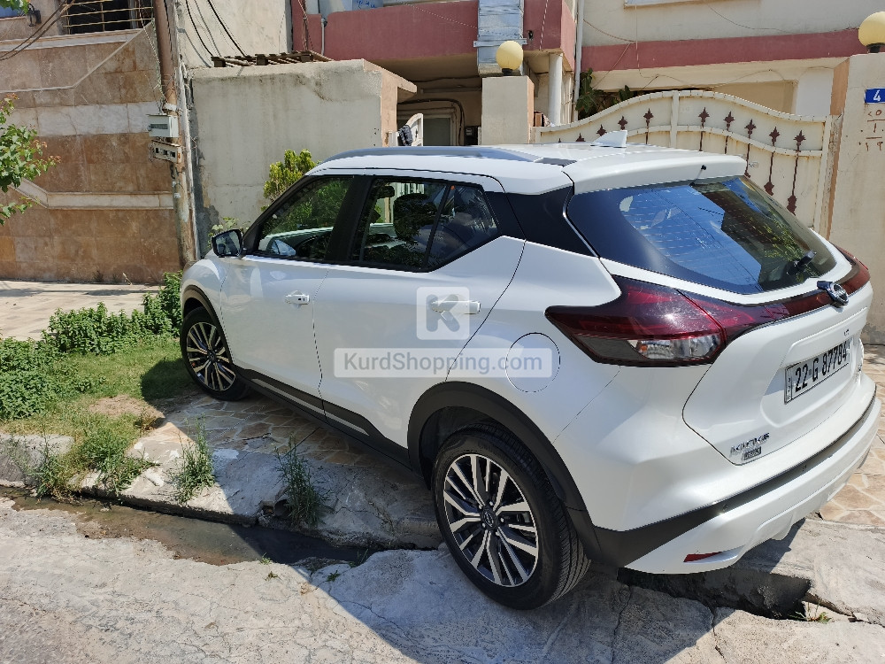 Nissan کیکس 2024