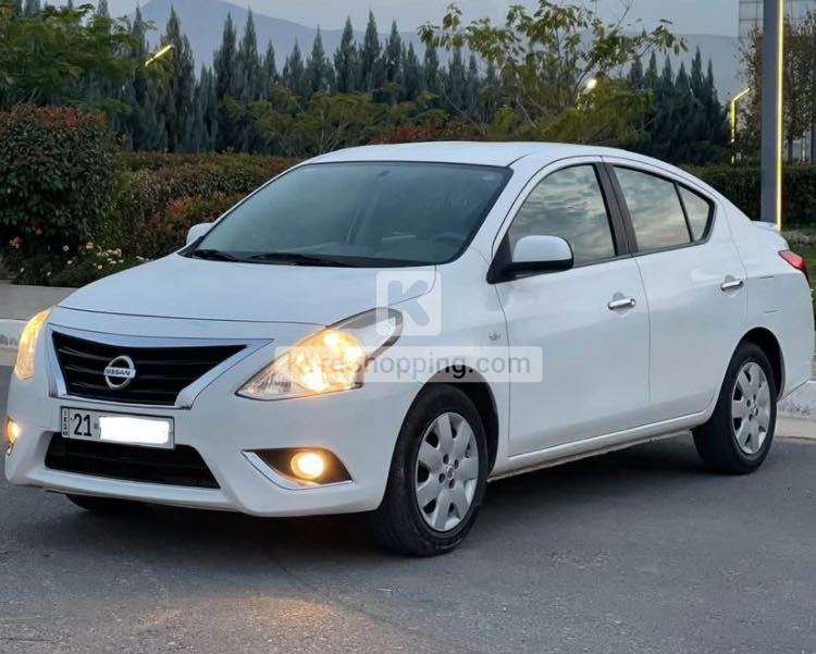 Nissan Sunny 2021