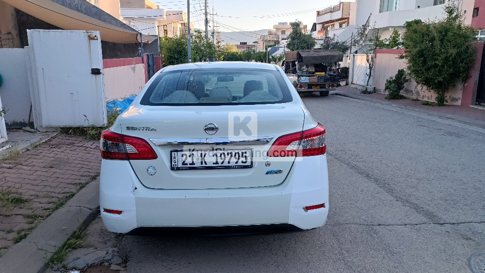 Nissan Sentra 2015