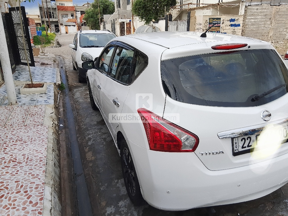 Nissan Tiida 2014