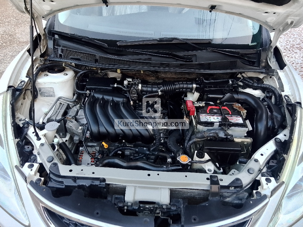 Nissan Tiida 2014