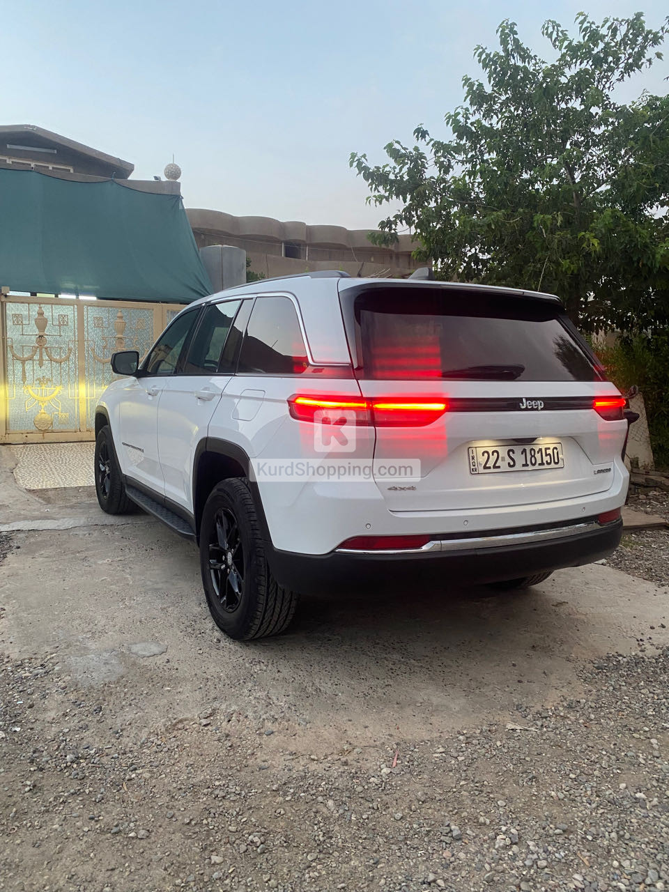 JEEP Laredo 2023