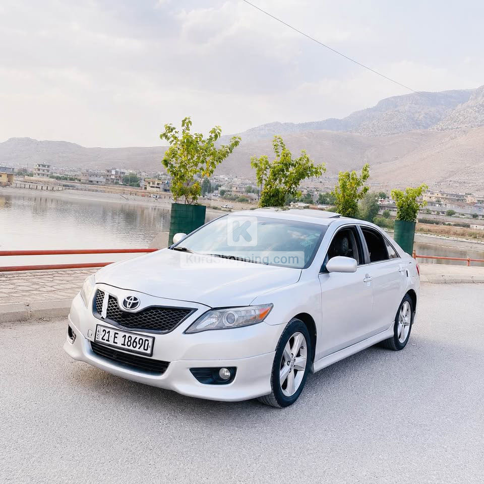 Toyota Camry 2011