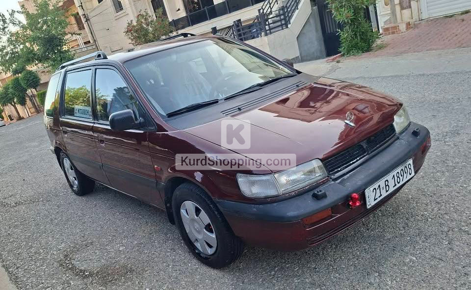 Mitsubishi Space Wagon 1993