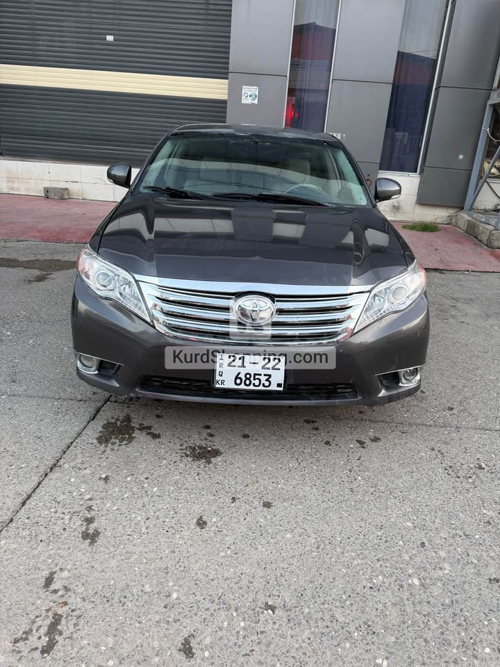 Toyota Avalon 2011