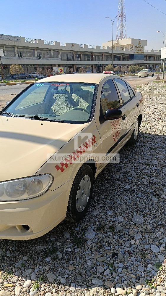 Nissan sanny