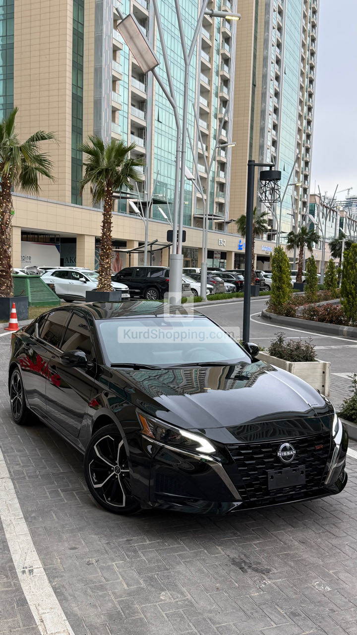 Nissan Altima 2024
