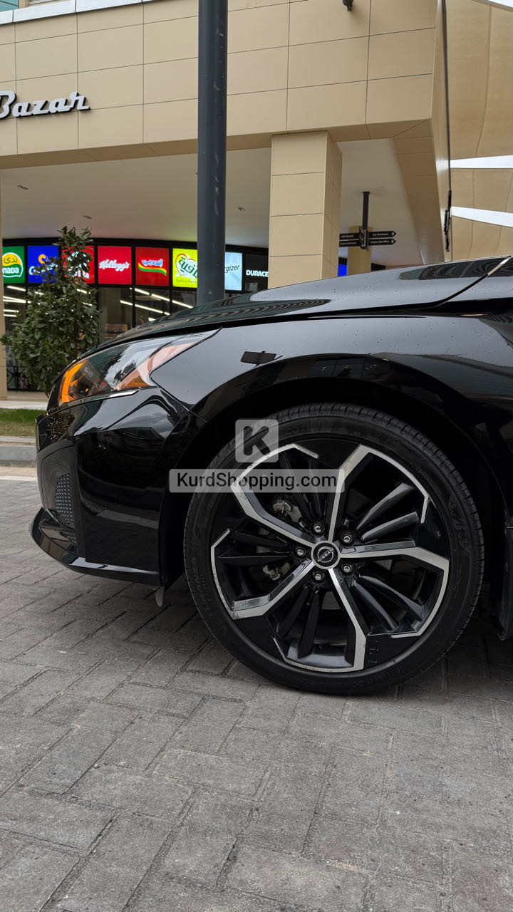Nissan Altima 2024