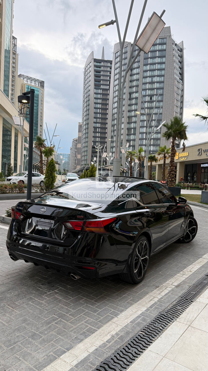 Nissan Altima 2024