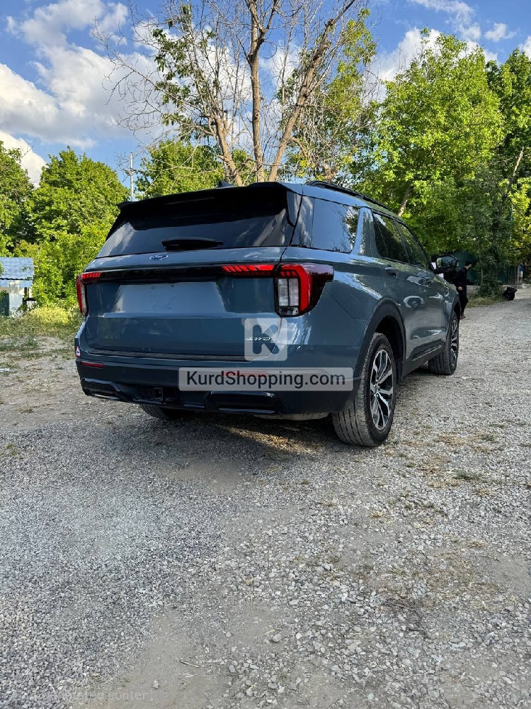 Ford Explorer 2025