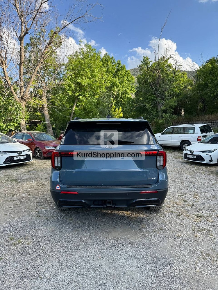 Ford Explorer 2025