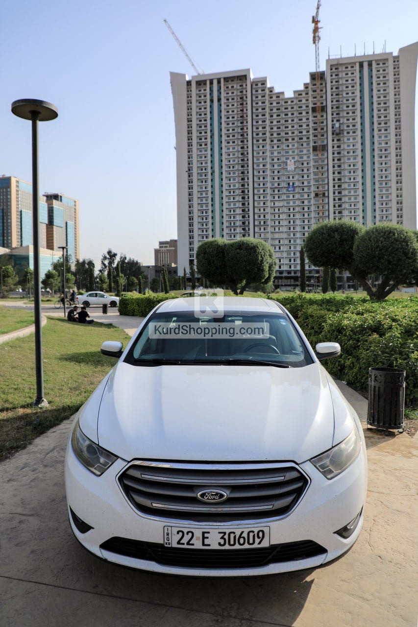 Ford Taurus 2013