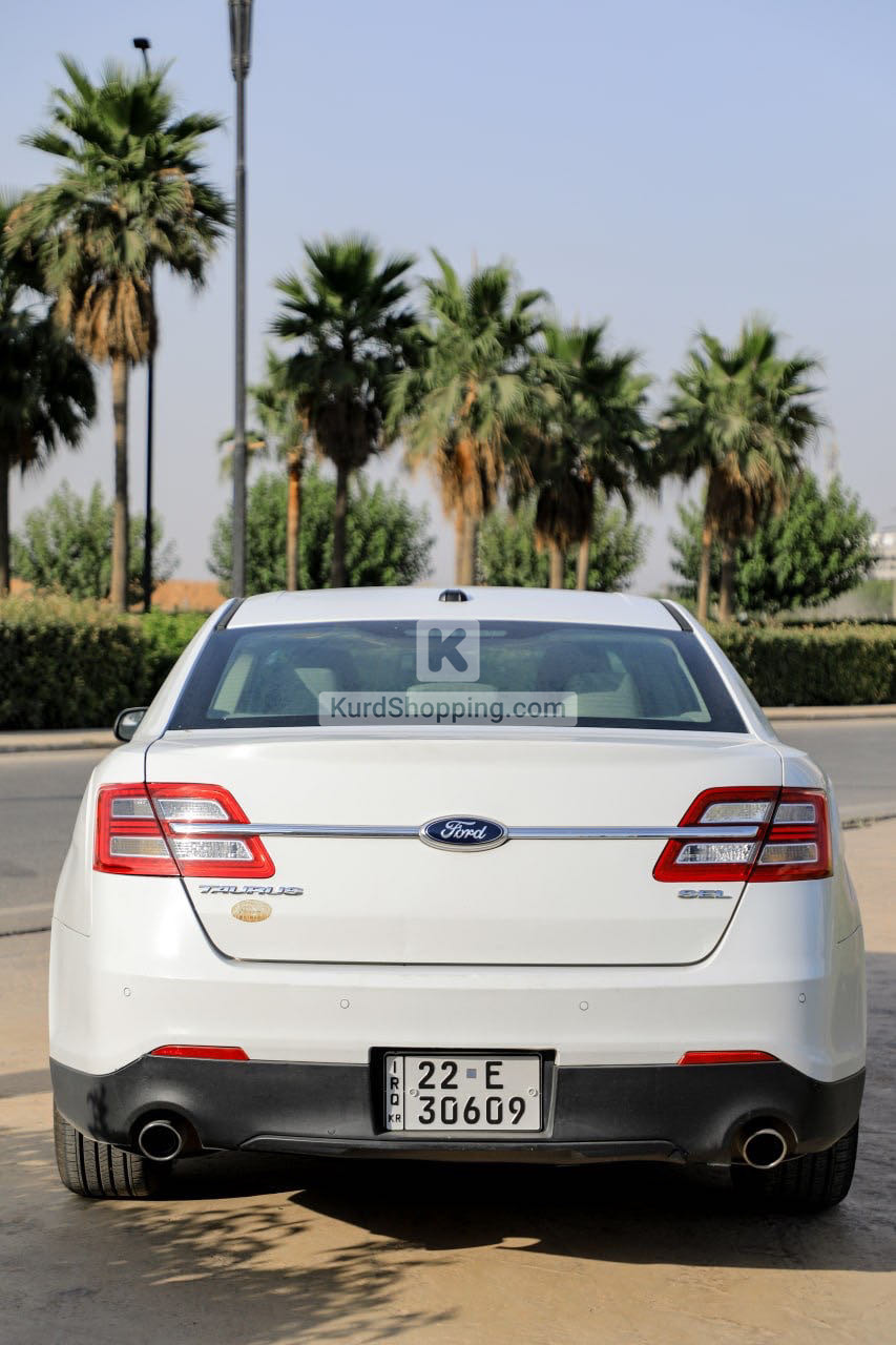 Ford Taurus 2013