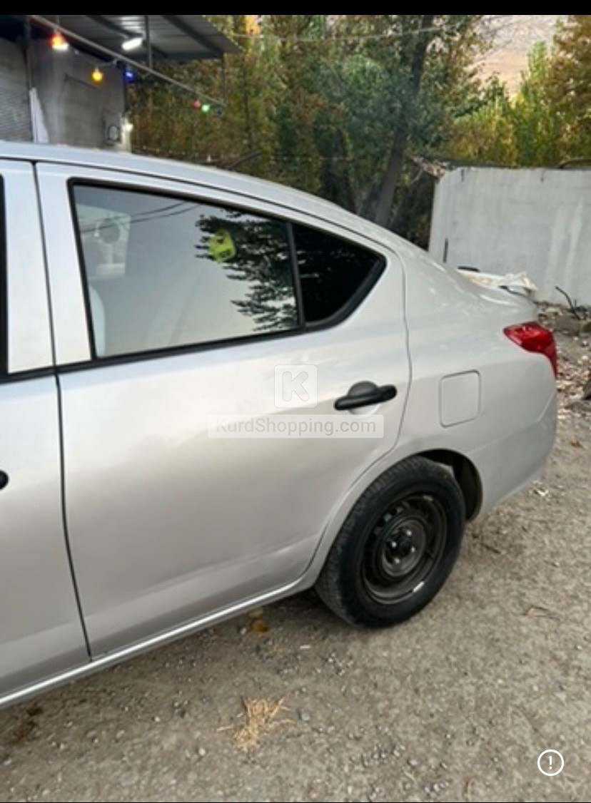 Nissan Sunny 2018