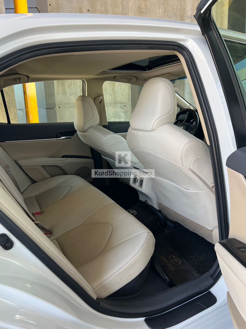 Toyota Camry 2023