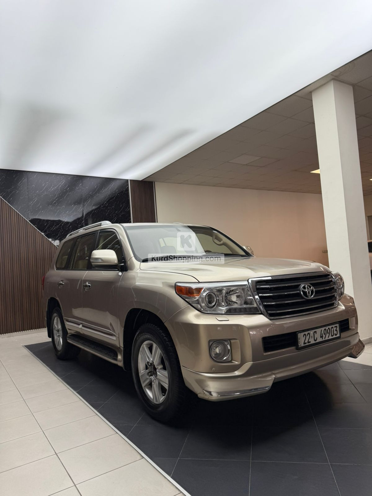 Toyota Landcruiser 2015 V6 GX.R Clean