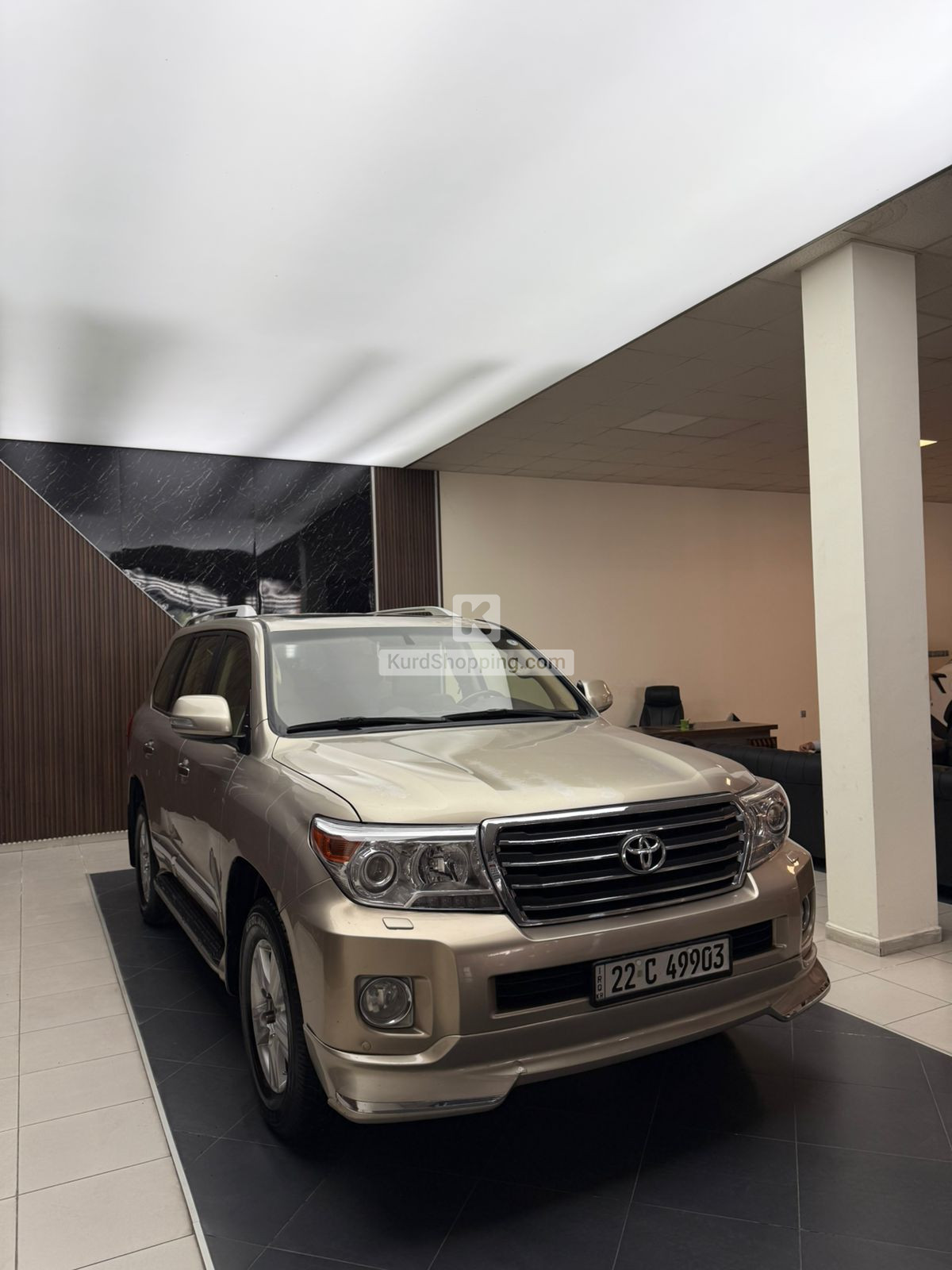 Toyota Landcruiser 2015 V6 GX.R Clean