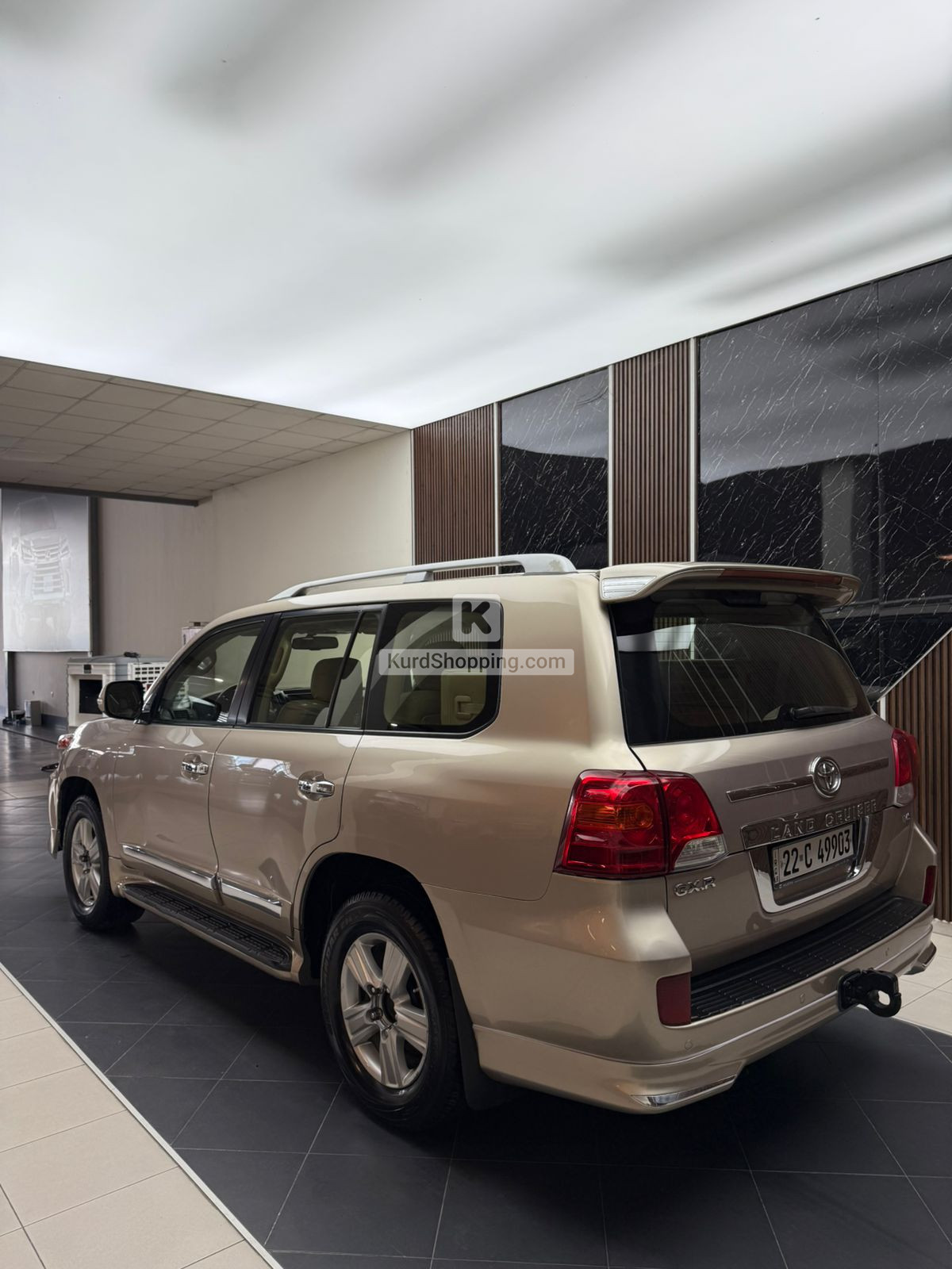 Toyota Landcruiser 2015 V6 GX.R Clean