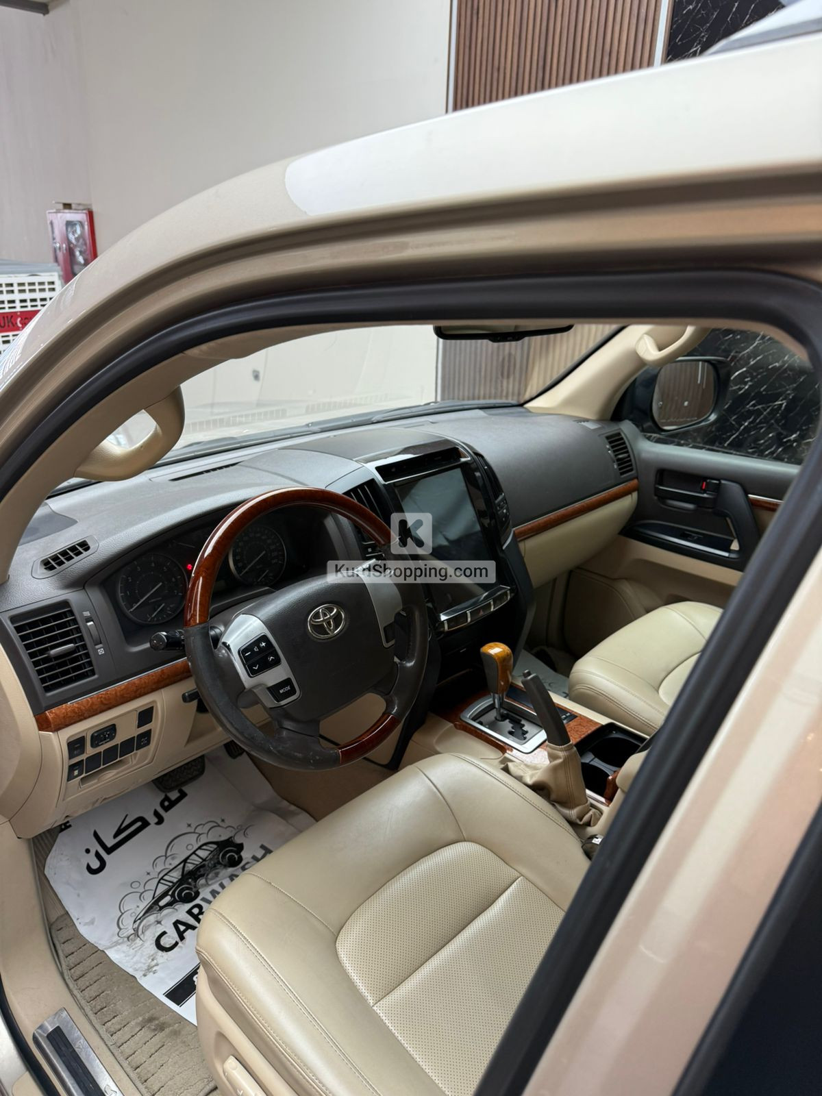Toyota Landcruiser 2015 V6 GX.R Clean