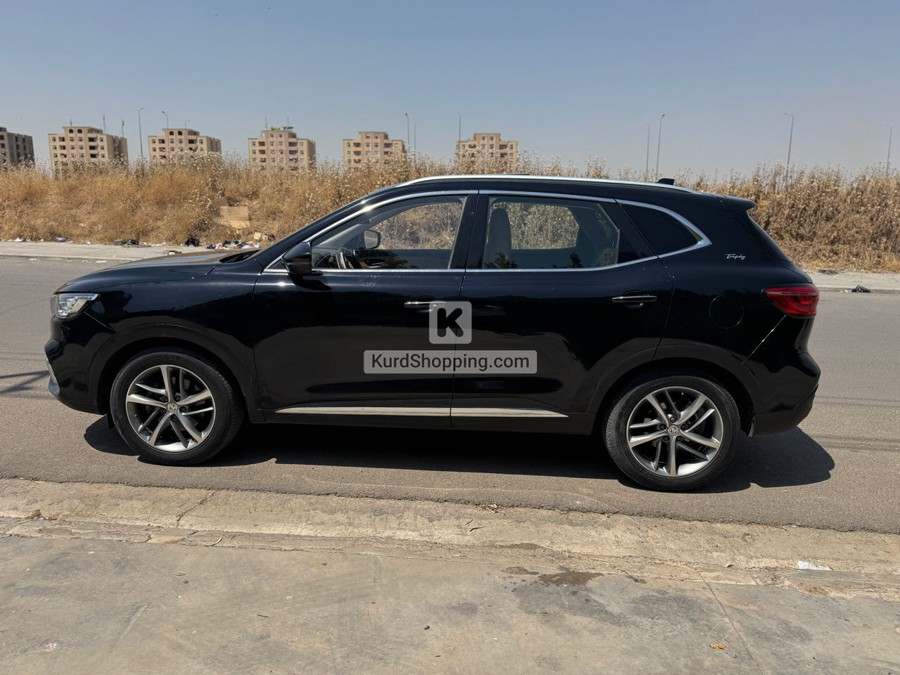 MG HS 2022