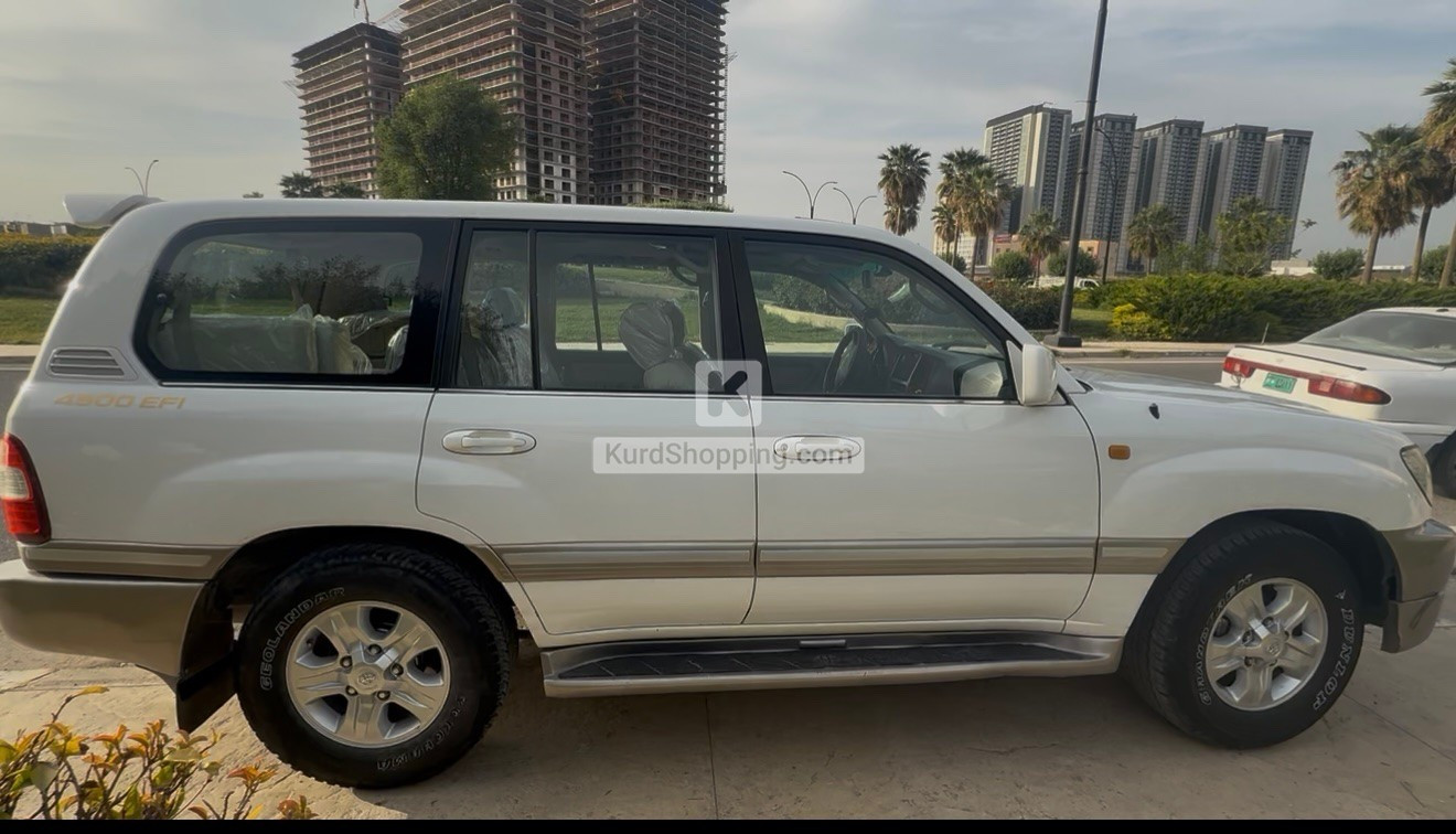 Toyota Landcruiser 2006 GX.R V6 Clean