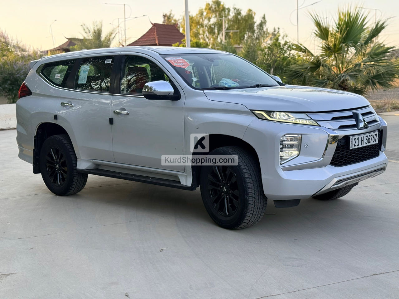 Mitsubishi Pajero 2020