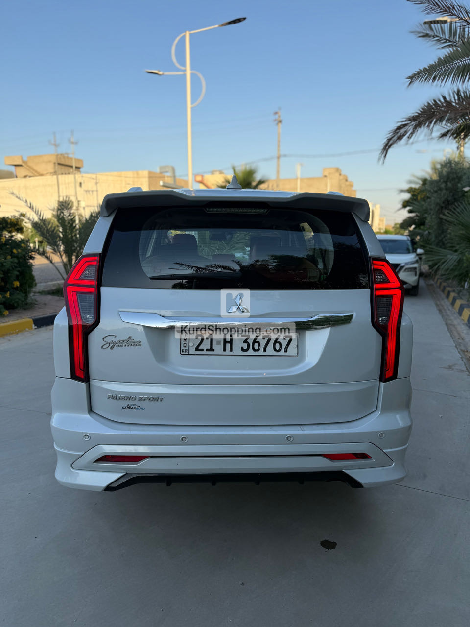 Mitsubishi Pajero 2020