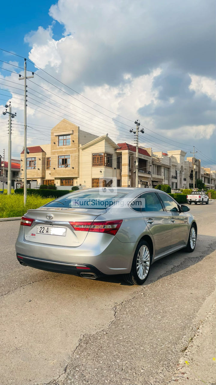 Toyota Avalon 2018