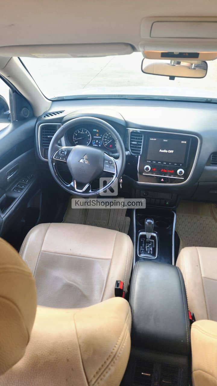 Mitsubishi Outlander 2020