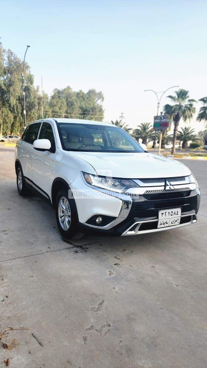 Mitsubishi Outlander 2020