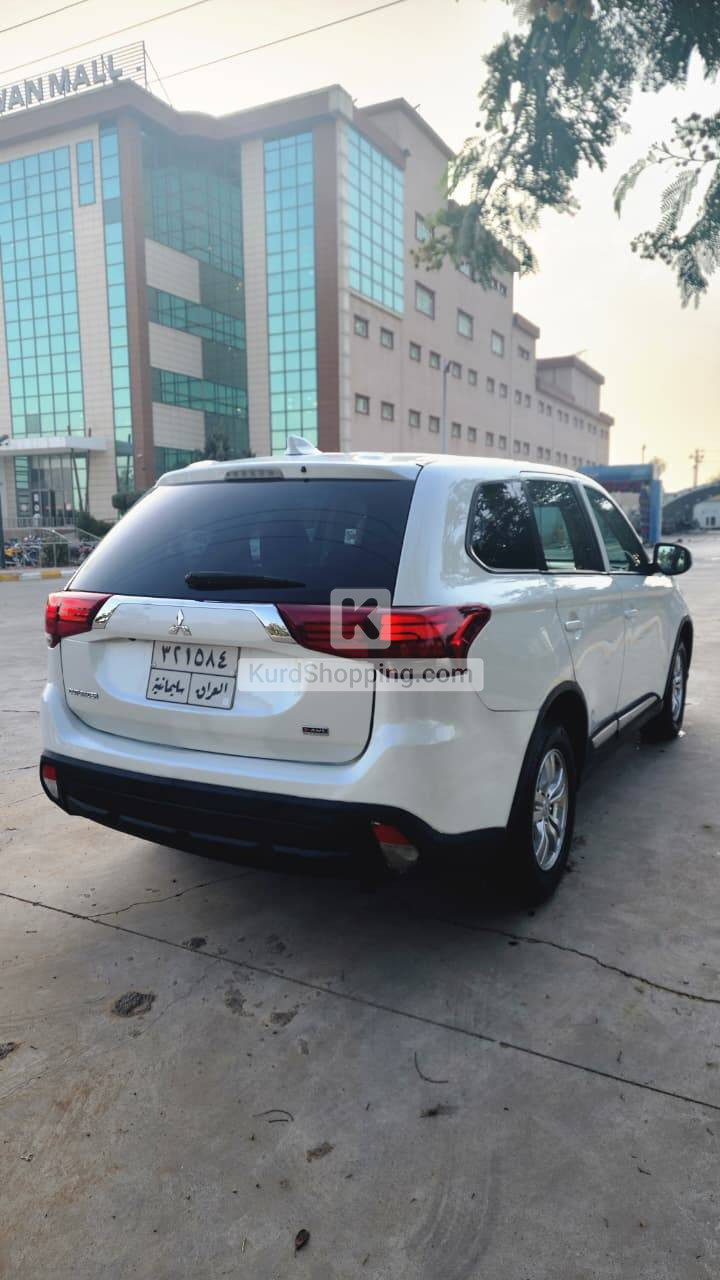 Mitsubishi Outlander 2020
