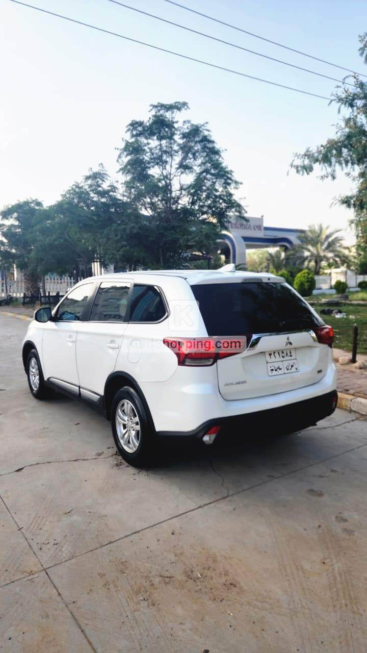 Mitsubishi Outlander 2020