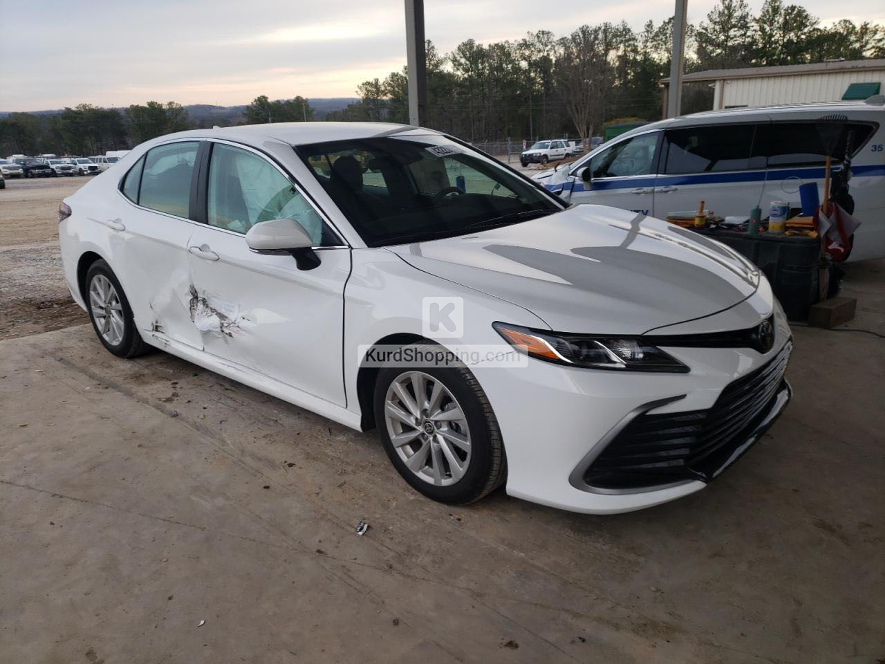 Toyota Camry 2024