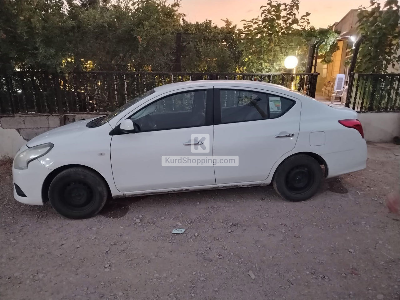 Nissan Sunny 2015