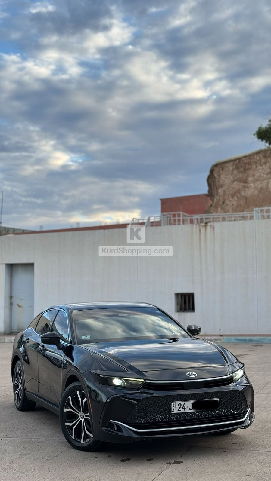 Toyota Crown 2023