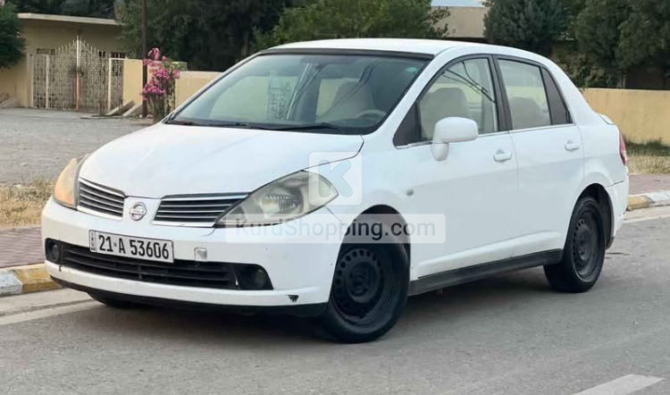 Nissan Tiida 2009