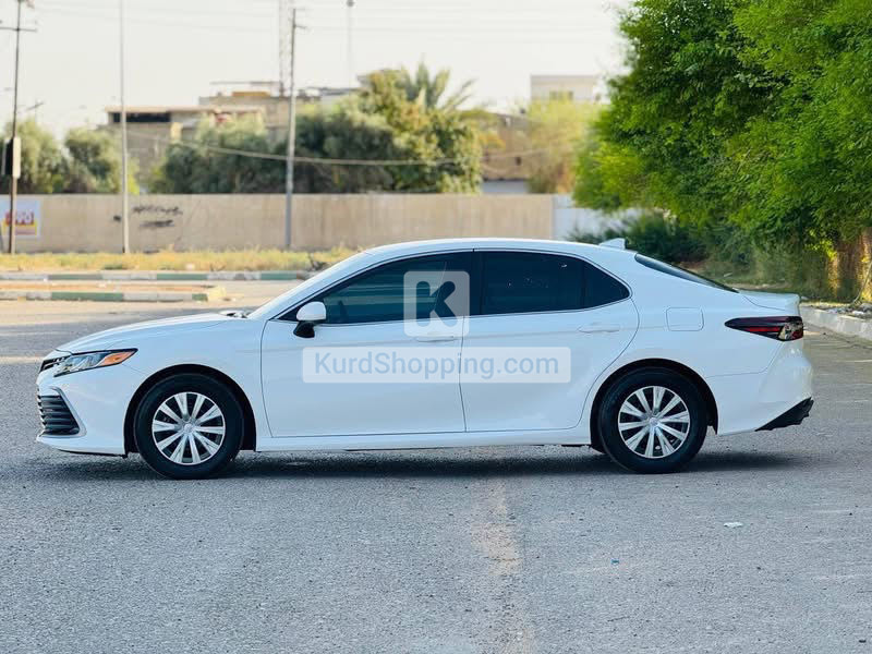 Toyota Camry 2023