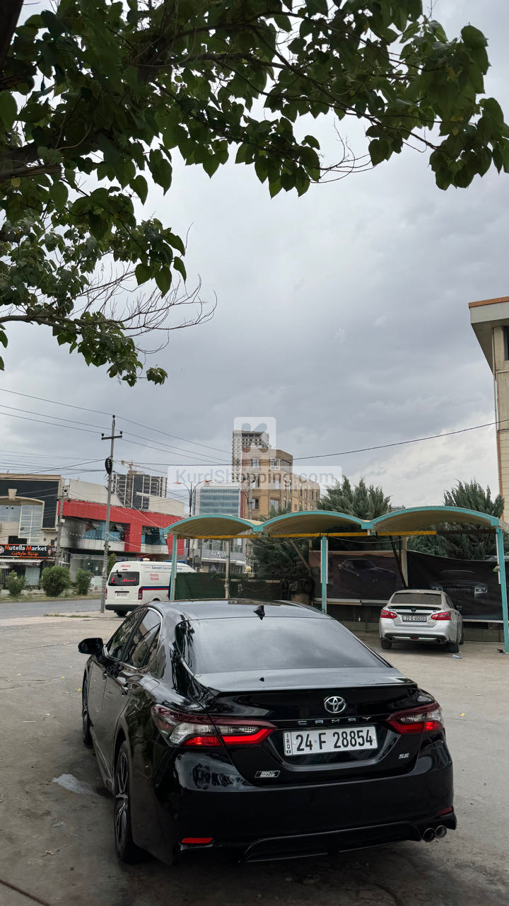 Toyota Camry 2023