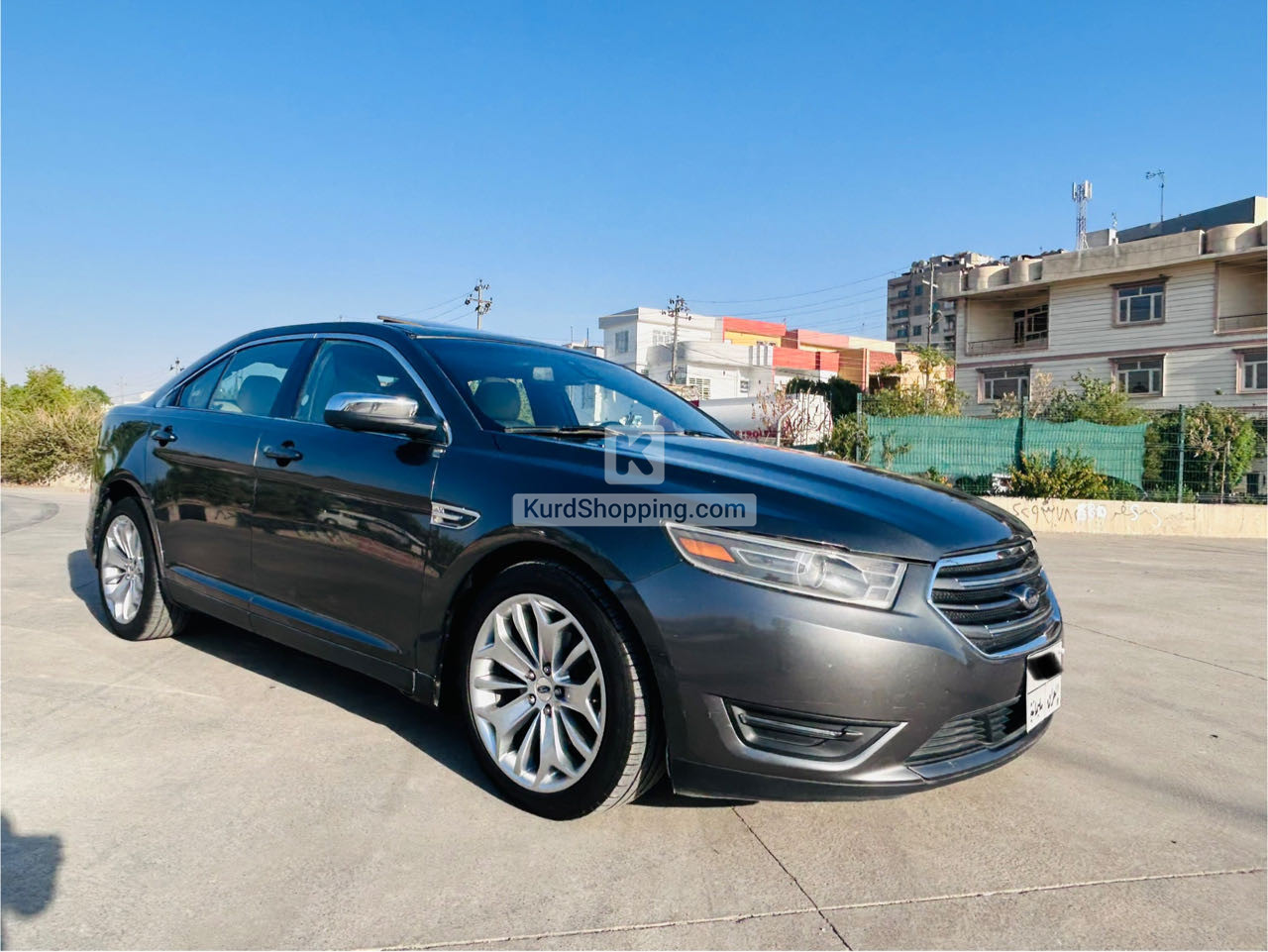 Ford Taurus 2019
