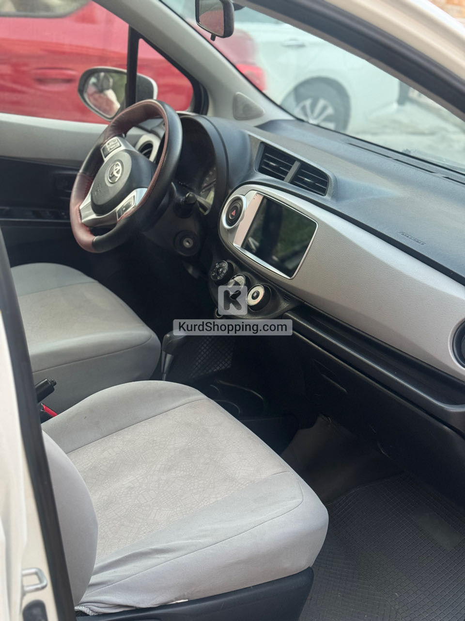 Toyota Yaris 2012