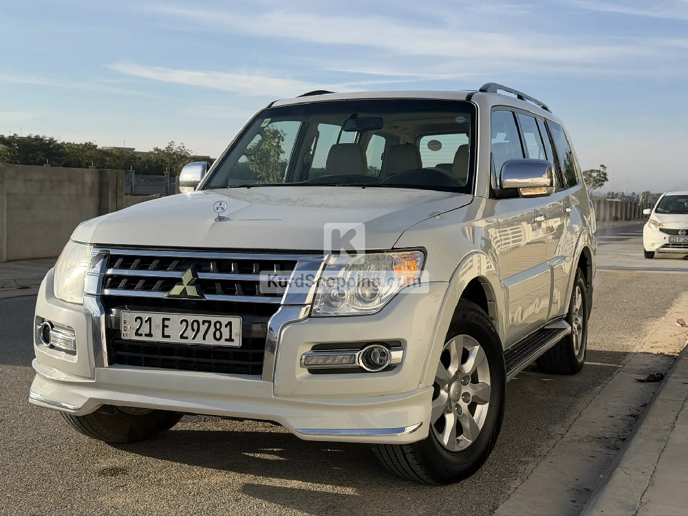 Mitsubishi Pajero 2016