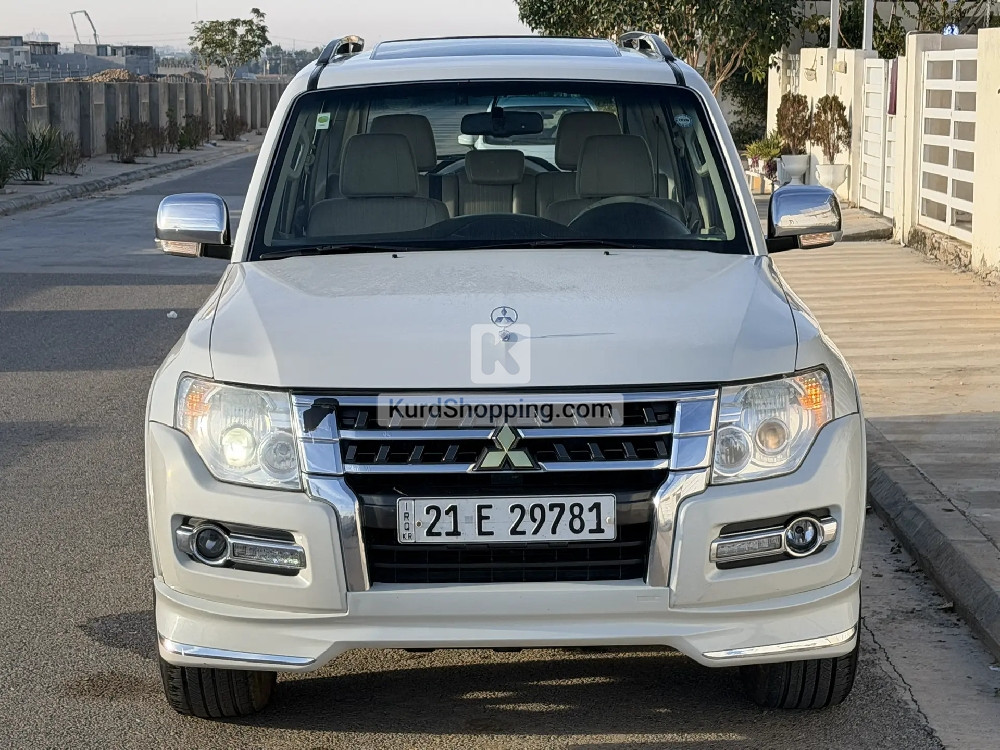 Mitsubishi Pajero 2016