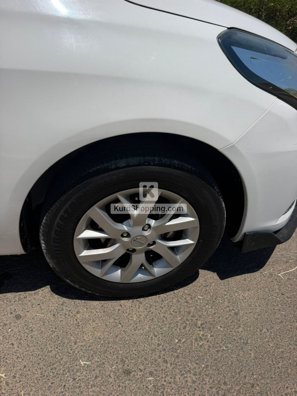 Nissan Sunny 2024
