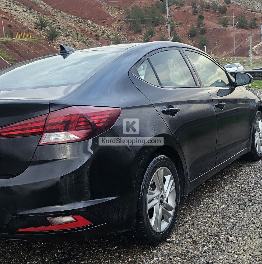 Hyundai Elantra 2020