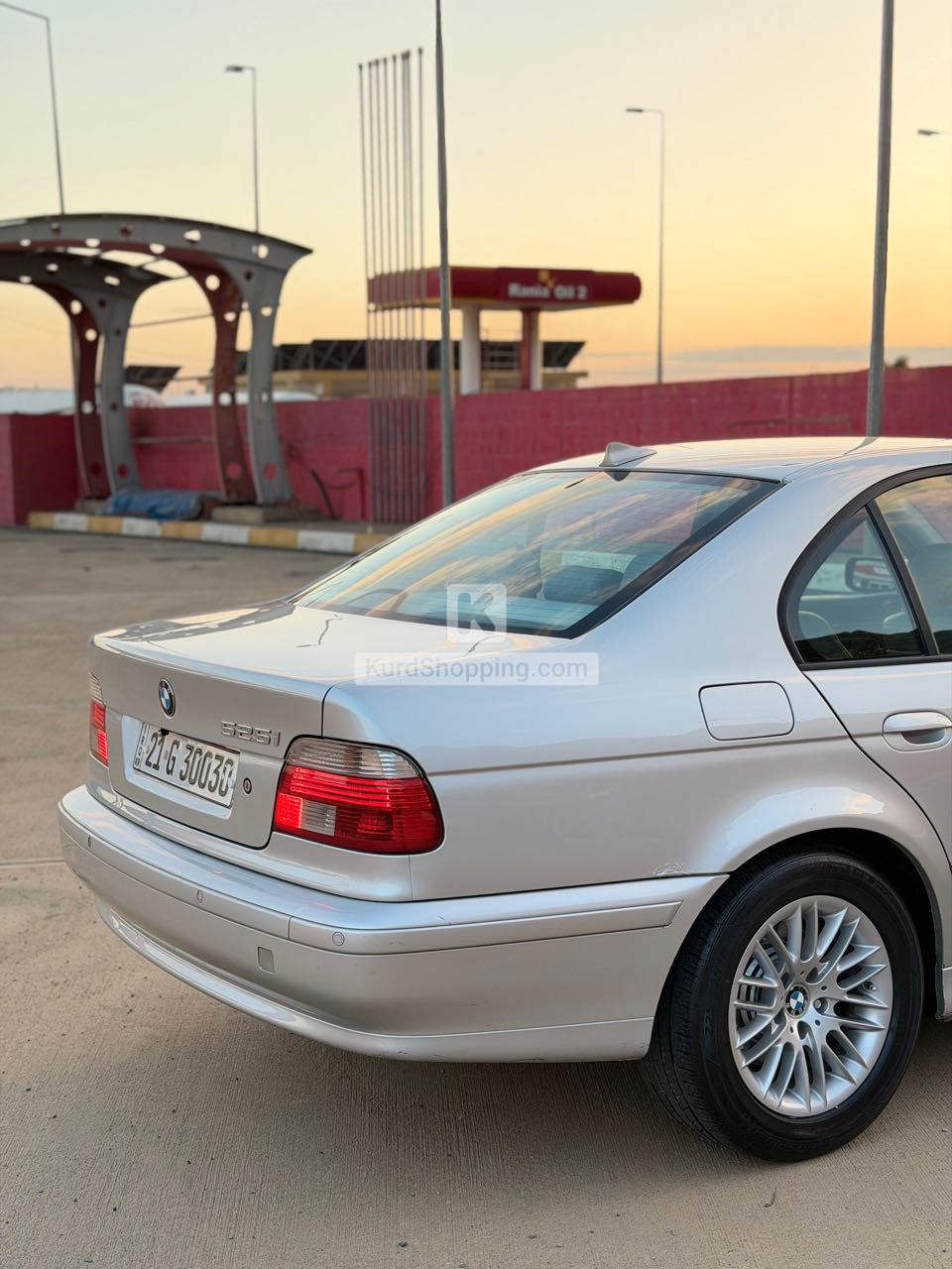 BMW 2001