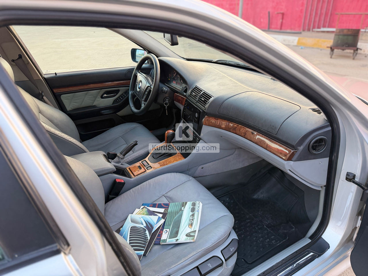 BMW 2001