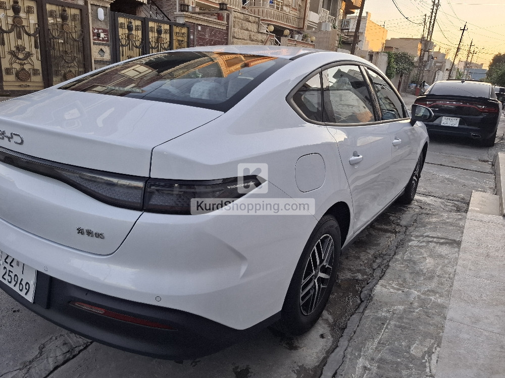 BYD SEAL 05 2025